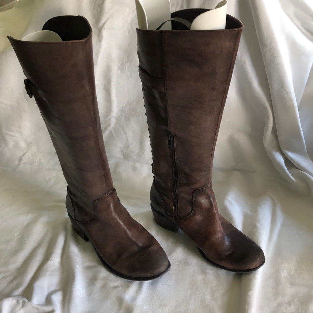 Arturo Chiang Dark Brown Heeled Boots